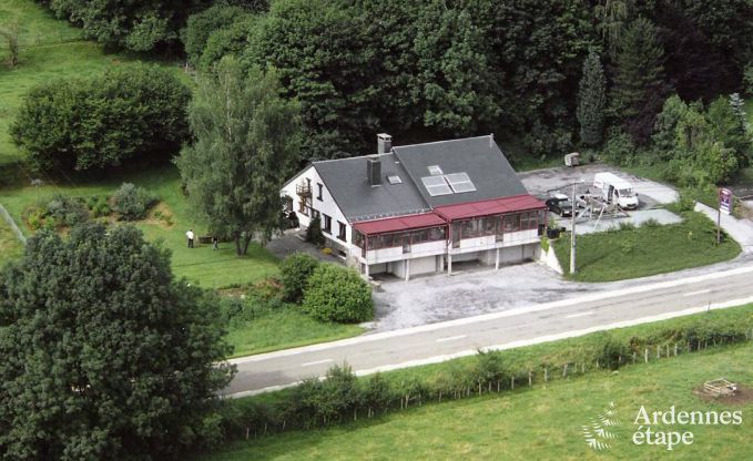 Maison de vacances  Saint-Hubert pour 24/30 personnes en Ardenne