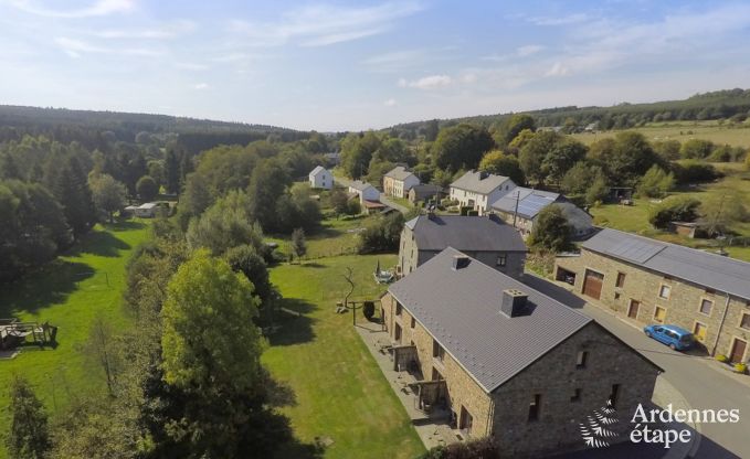 Maison de vacances  Sainte-Ode : havre de paix pour 8 personnes avec terrasse et jardin en Ardenne