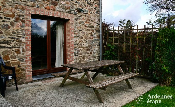 Maison de vacances  Sainte-Ode : havre de paix pour 8 personnes avec terrasse et jardin en Ardenne