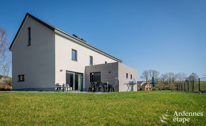 Maison de vacances familiale confortable avec piscine  Sainte-Ode, Ardenne