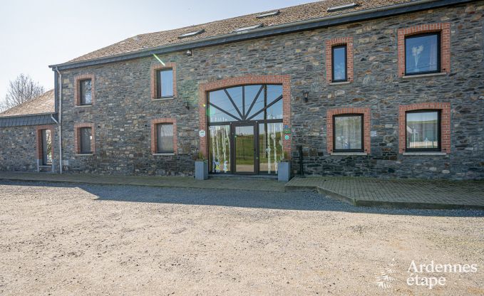 Maison de vacances familiale confortable avec piscine  Sainte-Ode, Ardenne