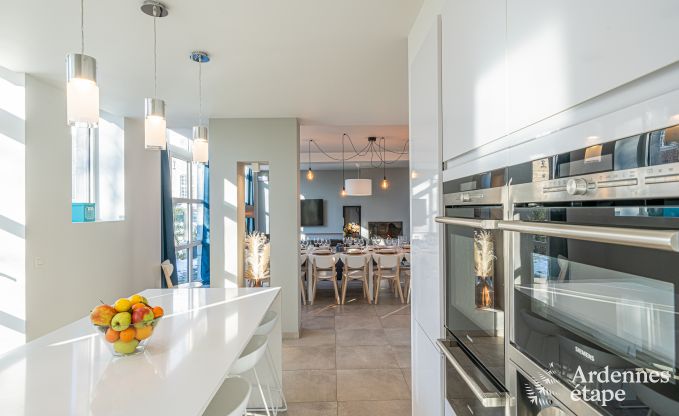 Ch�teau unique � Soiron : s�jour de luxe pour 14 personnes avec jardin priv�, salle de jeux et 5 chambres et � proximit� de Verviers