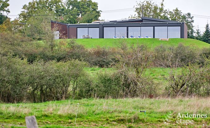 Villa ultramoderne  Somme-Leuze pour 12 personnes avec piscine intrieure, sauna et jardin priv