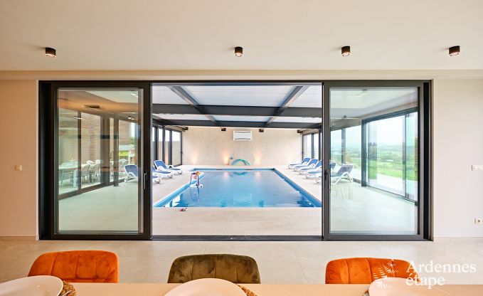 Villa ultramoderne  Somme-Leuze pour 12 personnes avec piscine intrieure, sauna et jardin priv