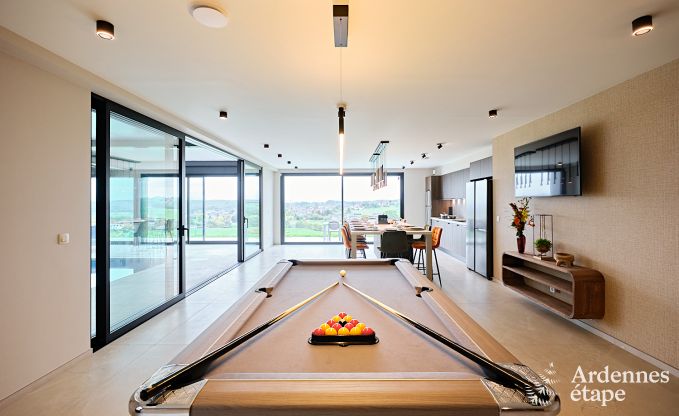 Villa ultramoderne  Somme-Leuze pour 12 personnes avec piscine intrieure, sauna et jardin priv
