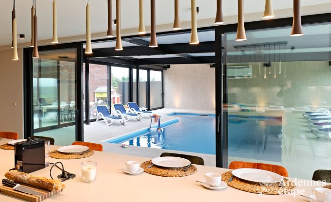 Villa ultramoderne  Somme-Leuze pour 12 personnes avec piscine intrieure, sauna et jardin priv