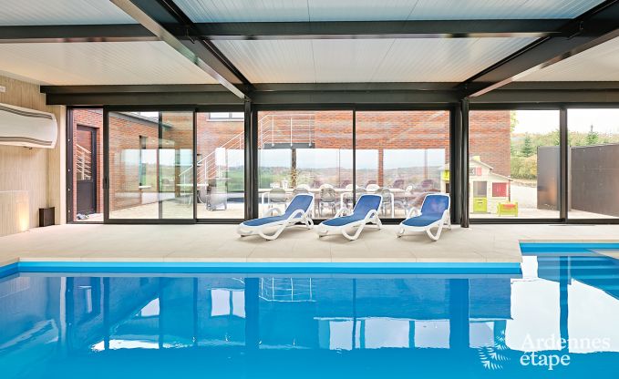 Villa ultramoderne  Somme-Leuze pour 12 personnes avec piscine intrieure, sauna et jardin priv