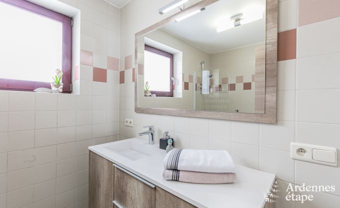 Maison de vacances  Sourbrodt pour 4/6 personnes en Ardenne