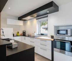 Maison de vacances spacieuse pour 8 personnes à Spa en Ardenne : 4 chambres, 2 salles de bains et terrasse privée à 1 km du centre-ville