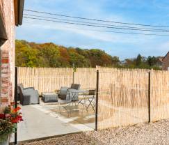 Maison de vacances spacieuse pour 8 personnes à Spa en Ardenne : 4 chambres, 2 salles de bains et terrasse privée à 1 km du centre-ville