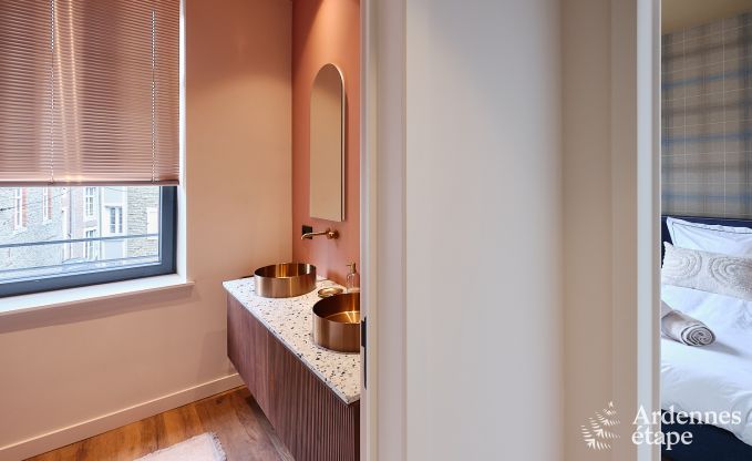 Charmante maison de vacances  Spa avec 2 chambres, espace de dtente et terrasse prive avec jacuzzi