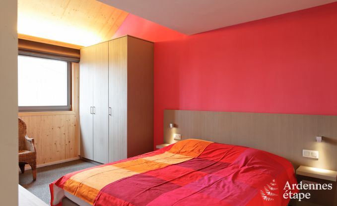 Spacieuse villa de luxe  Spa pour 15 personnes avec 5 chambres, sauna, piscine extrieure et jardin priv