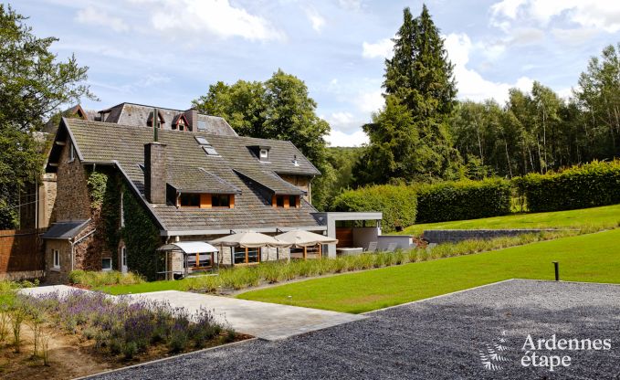 Villa de Luxe  Spa pour 14 personnes en Ardenne