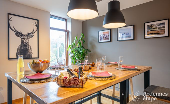 Charmant appartement � Spa, parfait pour les familles et les groupes, � proximit� de la for�t.