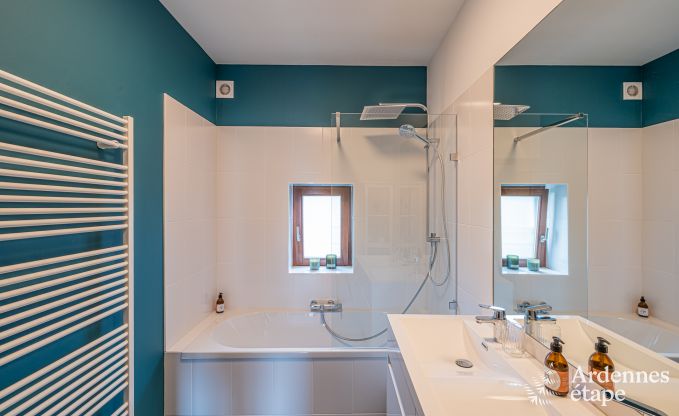 Charmant appartement � Spa, parfait pour les familles et les groupes, � proximit� de la for�t.