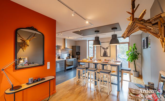 Charmant appartement � Spa, parfait pour les familles et les groupes, � proximit� de la for�t.