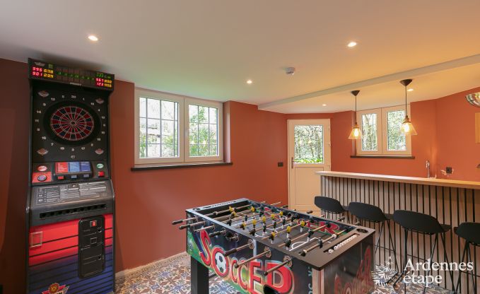 Spacieuse cottage pour 8 personnes � Spa avec sauna, jacuzzi, 4 chambres et salles de bains et jardin priv�