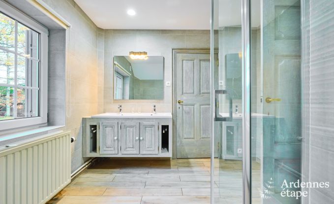 Maison de vacances  Spa pour 15 personnes en Ardenne