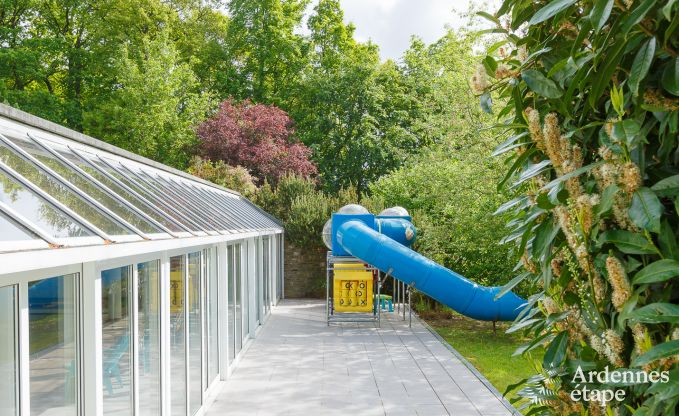 Maison de vacances  Spa pour 15 personnes en Ardenne