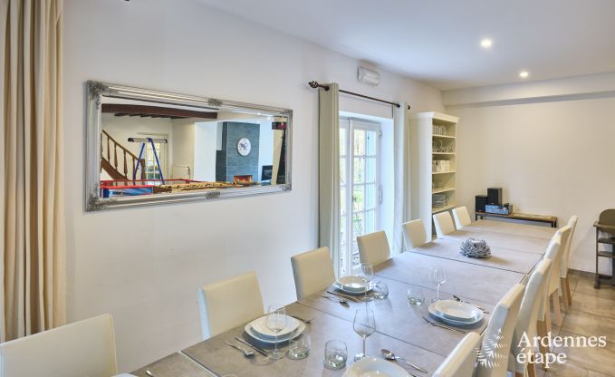 Maison de vacances  Spa pour 20 personnes en Ardenne