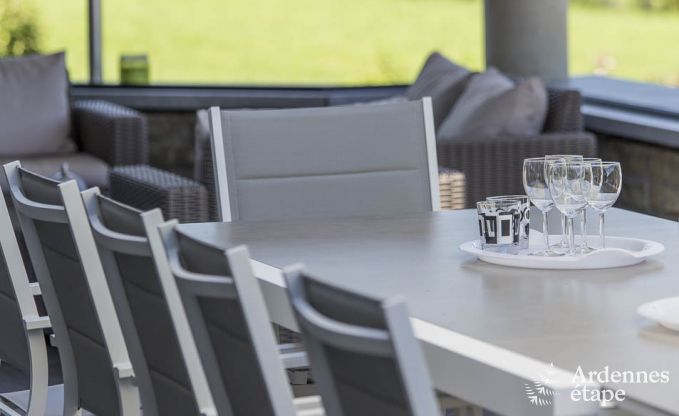 Villa de Luxe  Spa pour 13/14 personnes en Ardenne