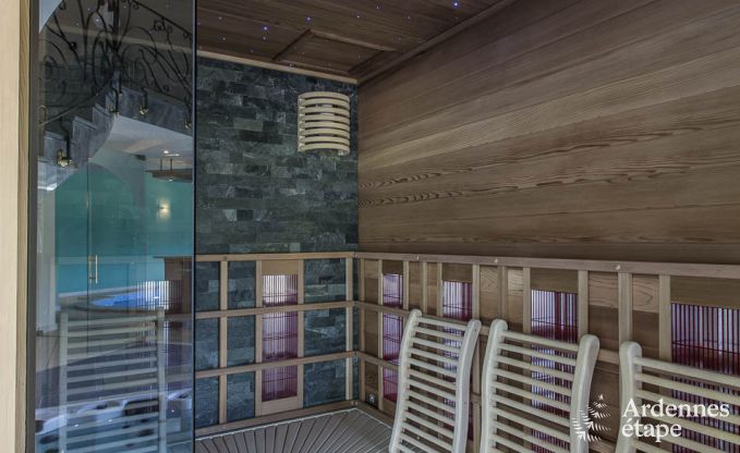 Villa de Luxe  Spa pour 13/14 personnes en Ardenne