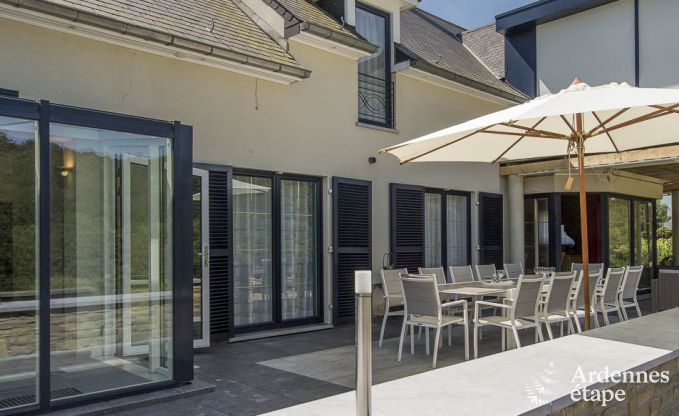 Villa de Luxe  Spa pour 13/14 personnes en Ardenne