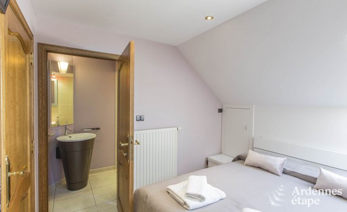 Villa de Luxe  Spa pour 13/14 personnes en Ardenne