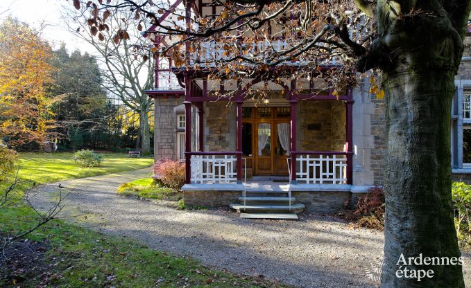 Villa de Luxe  Spa pour 9 personnes en Ardenne