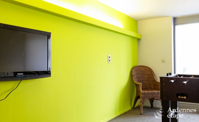 Spacieuse villa de luxe  Spa pour 15 personnes avec 5 chambres, sauna, piscine extrieure et jardin priv