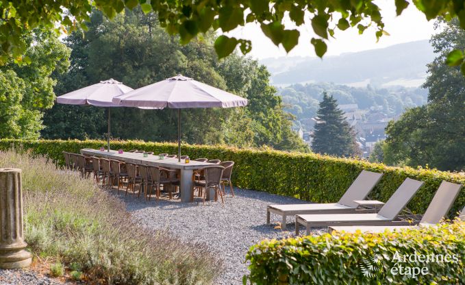 Ch�teau de luxe en Ardenne pour 28 personnes � Stavelot avec sauna, jacuzzi et aire de jeux