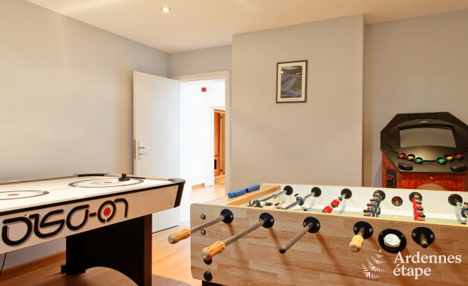 Villa de Luxe  Stavelot pour 14 personnes en Ardenne