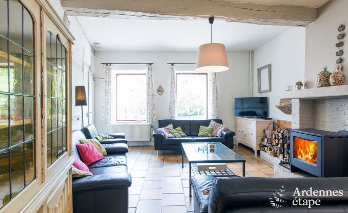 Confortable et spacieuse maison de vacances à louer pour 8 personnes à Stoumont