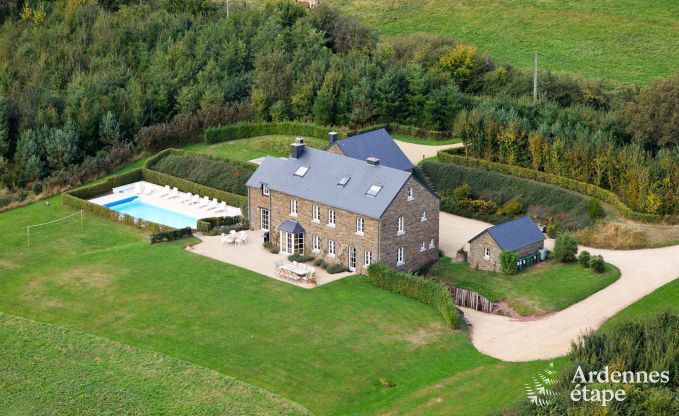 Villa de vacances avec piscine pour 14 pers. à Stoumont