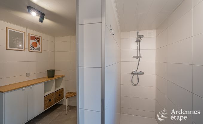 Grande maison de vacances pour 8 personnes � Stoumont avec 4 chambres, cuisine enti�rement �quip�e, poele � pellets, terrasse couverte, jardin priv� et terrain de p�tanque