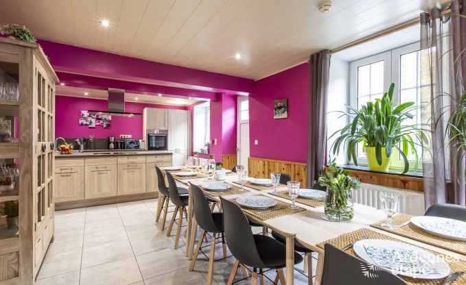 Maison de vacances � Stoumont pour 12 personnes en Ardenne