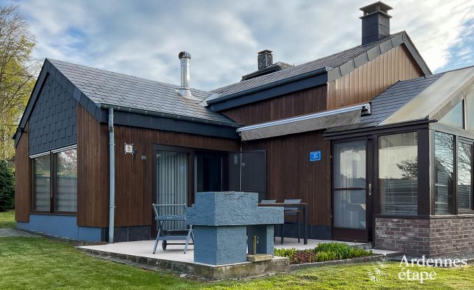 Chalet moderne et confortable � Tenneville pour quatre personnes - avec sauna, jardin priv� et proximit� de Saint-Hubert