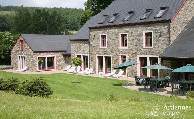 Villa de Luxe � Tenneville pour 26 personnes en Ardenne