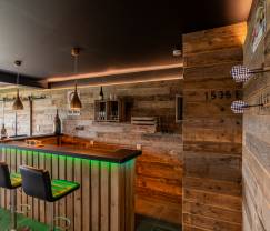 Villa de luxe à Theux pour 10 personnes avec salle de jeux, jacuzzi et proximité de Spa-Francorchamps