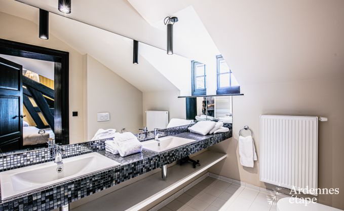 Chteau  Theux pour 40 personnes en Ardenne