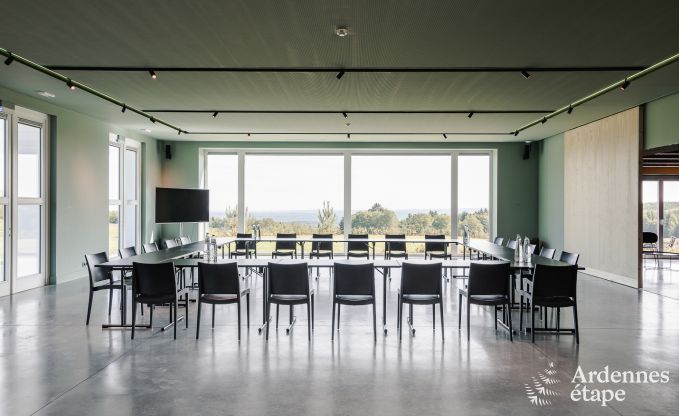 Chteau  Theux pour 40 personnes en Ardenne