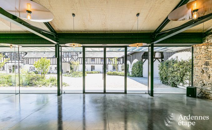 Chteau  Theux pour 40 personnes en Ardenne