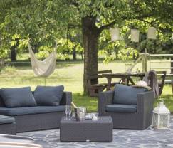 Grande maison de vacances pour 9 personnes à Tinlot avec 4 chambres et salles de bains, piscine, jardin privé et équipements de jeux