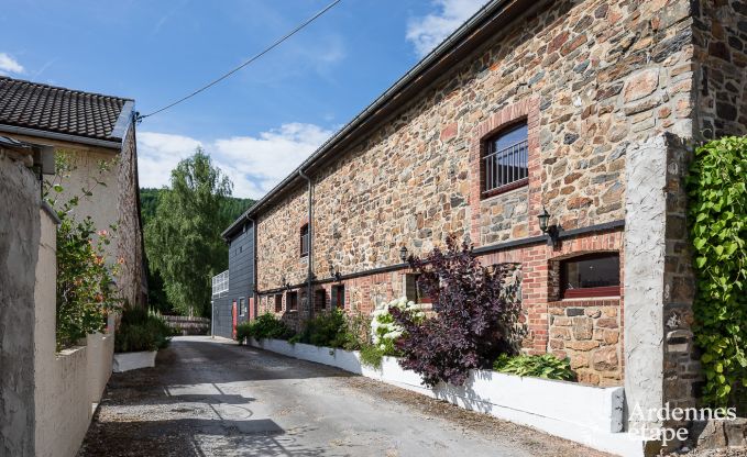 Maison de vacances confortable  Trois-Ponts pour 16 personnes