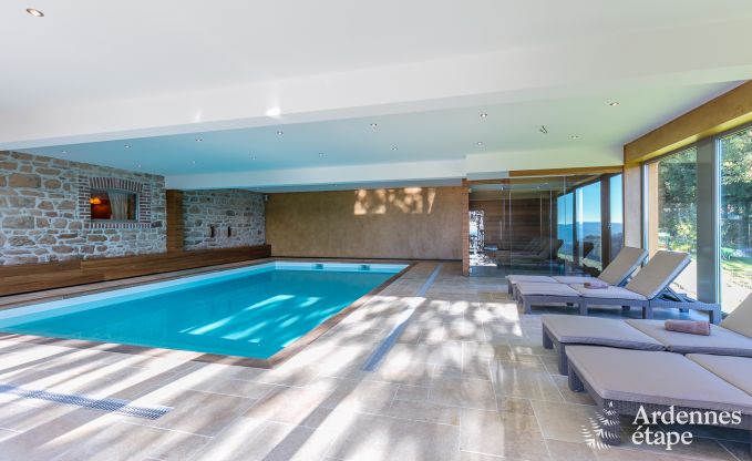Magnifique maison de vacances avec piscine et vue panoramique pour 10 personnes près de Trois-Ponts