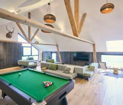 Spacieuse et luxueuse maison de vacances avec piscine à Trois-Ponts, Ardenne