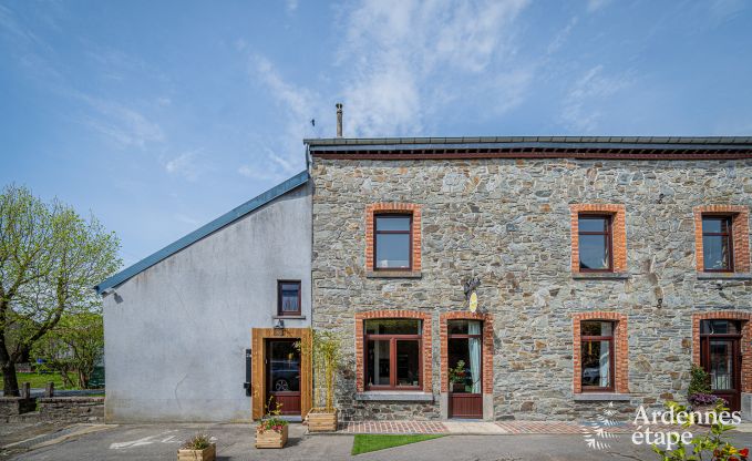 Maison de vacances unique avec 2 chambres  Vaux-sur-Sre