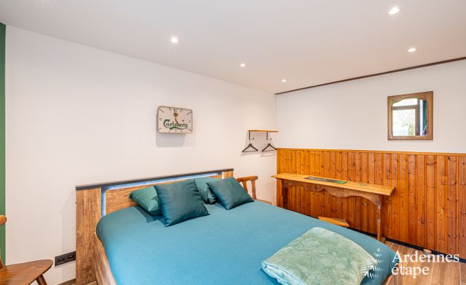 Maison de vacances unique avec 2 chambres  Vaux-sur-Sre