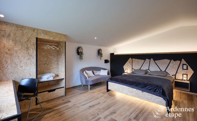 Sjour wellness  Vaux-sur-Sre pour 8 personnes avec spa, piscine et vue sur l'Ardenne