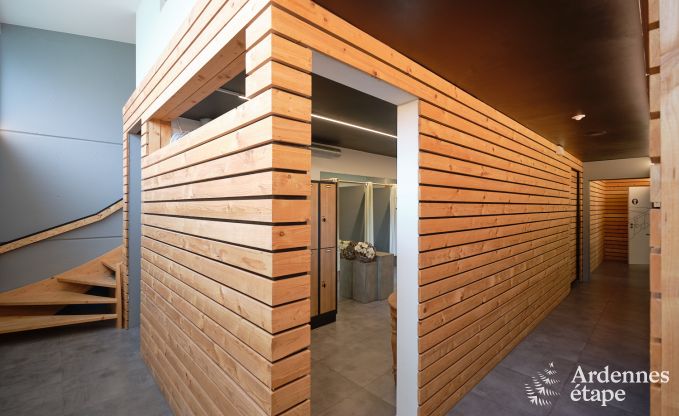 G�te exceptionnel avec superbe centre de wellness et piscine priv�s � Vaux-sur-S�re